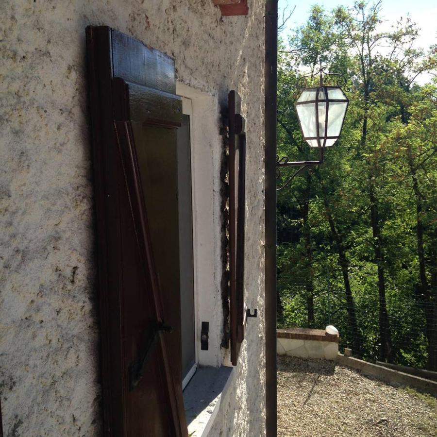 Tenuta Nissole Rocchetta Tanaro Exterior foto